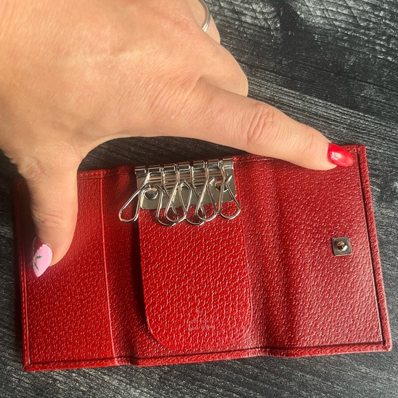❌sold❌GUCCI GG Key Ring Case Red Leather Authentic box ribbon dustbag NO CALLOU - Picture 9 of 11